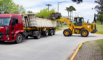 SE REALIZARON NUEVAMENTE TAREAS DE LIMPIEZA EN EL PASEO 104